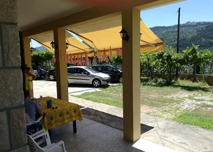 Quinta Do Olival - Douro Valley Sande (Porto)